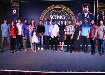 ’ಛೂ… ಮಂತರ್’ ಅಂತಿದ್ದಾರೆ ಶರಣ್; ಕ್ರೇಜಿಸ್ಟಾರ್  ಕೈಯಿಂದ ಹೊರಬಂತು ಟೈಟಲ್ ಟ್ರ್ಯಾಕ್!