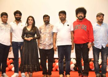  ‘ಫೈಟರ್’  ’ಐ ವಾನ ಫಾಲೋ ಯು’ ಹಾಡಿಗೆ ಫಿದಾ ಆಗೋದು ಗ್ಯಾರಂಟಿ!