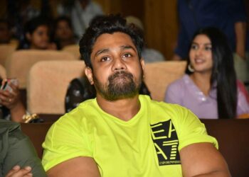 ಹುಟ್ಟು ಹಬ್ಬಕ್ಕೆೆ ಕೇಕ್, ಹಾರ ಬದಲು ಪುಸ್ತಕ ತರುವಂತೆ ಆ್ಯಕ್ಷನ್ ಪ್ರಿನ್ಸ್ ಮನವಿ