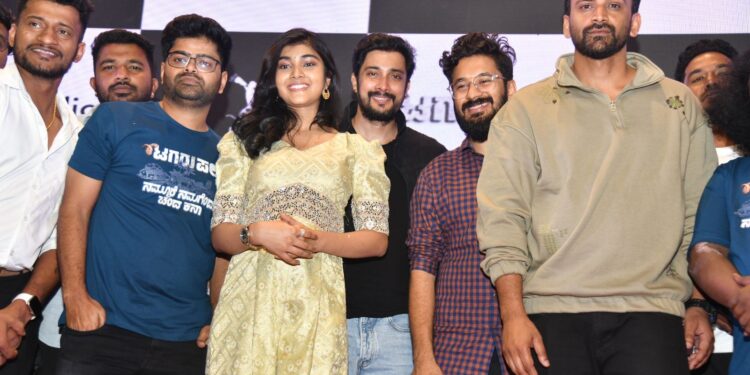ಟಗರು ಪಲ್ಯ ಟ್ರೇಲರ್ ರಿಲೀಸ್ ಮಾಡಿ, ಡಾಲಿ ಬಳಿ ದಚ್ಚು ಇಟ್ಟ ಸ್ವೀಟ್ ಬೇಡಿಕೆ ಏನ್ಗೊತ್ತಾ?