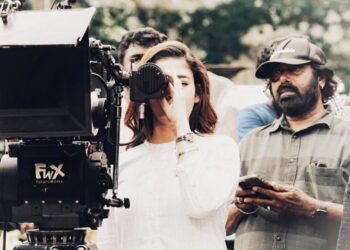ಡೈರೆಕ್ಟರ್ ಕ್ಯಾಪ್ ತೊಡಲು ಸಜ್ಜಾದ್ರಾ ಲೇಡಿ ಸೂಪರ್ ಸ್ಟಾರ್ ನಯನತಾರಾ?