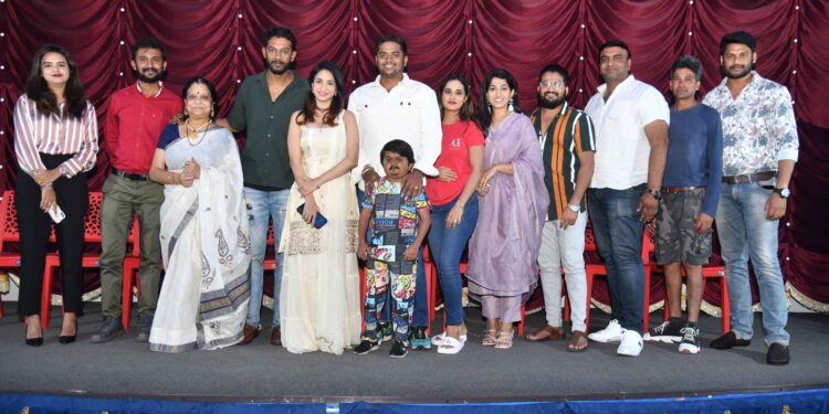 ‘ಒನ್ ಅಂಡ್ ಆಫ್’ ಸಿನಿಮಾಗೆ ಕೆಂಡಸಂಪಿಗೆ ಚೆಲುವೆ ಮಾನ್ವಿತಾ ಹೀರೋಯಿನ್!