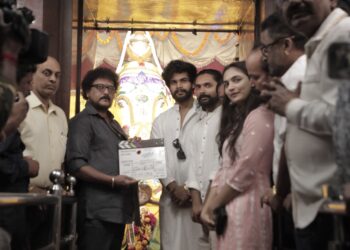 ಸೆಟ್ಟೇರಿತು ’ನಿದ್ರಾದೇವಿ Next Door’..ಪ್ರವೀರ್ ಶೆಟ್ಟಿ-ಶೈನ್ ಶೆಟ್ಟಿ ಹೊಸ ಚಿತ್ರಕ್ಕೆ ಕ್ರೇಜಿಸ್ಟಾರ್ ಕ್ಲಾಪ್!