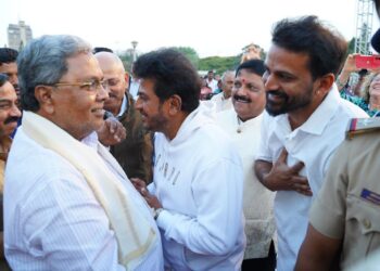 ಸಿನಿಮಾಗಳಿಗೆ ಸಬ್ಸಿಡಿ ಬೇಡಿಕೆಯಿಟ್ಟ ಧನಂಜಯ್: ಡಾಲಿ ಮನವಿಗೆ ಸ್ಪಂಧಿಸಿದ ಸಿಎಂ!