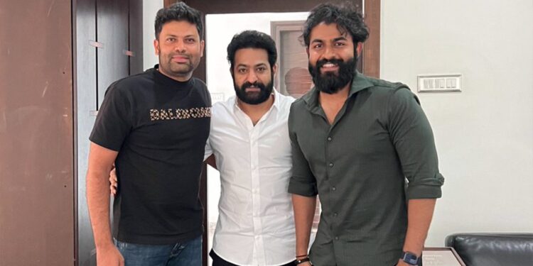ಚಾಮರಾಜನಗರದಲ್ಲಿ ‘ಯುವ’ ಅದ್ದೂರಿ ಸಾಂಗ್ ಲಾಂಚ್… ಜೂನಿಯರ್‌ ಎನ್‌ಟಿಆರ್‌ ಸ್ಪೆಷಲ್‌ ಗೆಸ್ಟ್‌!